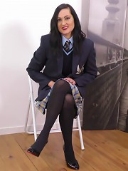 Bonnie Bellotti - college-uniform.com